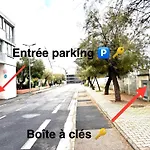 Emplacement Ideal, Plage, Parking, Internet !