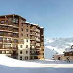 Reine Blanche Condo By Alpinestay