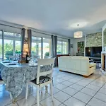 Holiday Home Eden Parc By Interhome