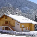 Chalet Spacieux A Champagny - Grande Terrasse, Proche Telecabine Et Commerces - Fr-1-464-47