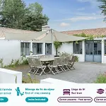 Les Joublanchas : Maison Familiale Mer Et Campagne Pour 16