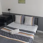 L'Haussmannien 65, 4 Chambres, 10 Couchages