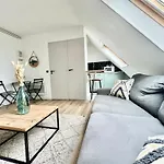 Appartement Vue Mer - A 50M De La Plage Des Minimes - Grand Jardin - Parking Gratuit