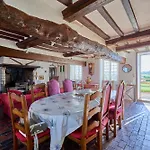La Ferme De La Chapelle Saint-Roch - Maison De 190 M2
