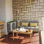 Apartment Les Palmiers By Interhome