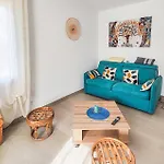 1 Bedroom Stunning Apartment In Narbonne