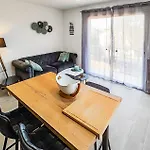 Lovely Apartment In Narbonne With Kitchen