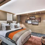 Appartement Moderne Equipe De 5 Chambres