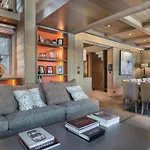 Appartement Moderne Equipe De 5 Chambres