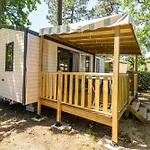 Camping Les Pins De Sel