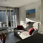 Studio Avec Balcon Proche Pistes Et Commerces A Tignes - Fr-1-502-493