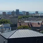 Central Et Calme, Vue Ville Et Mer, Parking Prive, Ascenseur