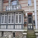 Large 70 M House Close To The Sea