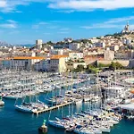 T2 47M2 Avec Terrasse - Proche Gare Marseille