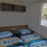 Mobil Home F033 Camping La Carabasse 4 Etoiles Vias