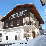 Chalet Cosy Au Coeur Du Village, Proche Pistes Et Activites, Avec Cheminee Et Wifi - Fr-1-304-6