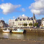 Studio Magnifique Vue Mer, Port-Deauville, Proche Plage, Centre-Ville, Casino