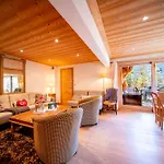 Appartement De Prestige Dans Chalet Novalsia A Meribel Avec Sauna