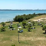 Mobil Home Irm Excellence Dans Parc Natura 2000 Lac Des Reves Piscine Ect Sous Fun Pass