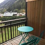 Les Montagnes Sur Le Balcon