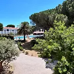 El Galion, Piscine, Plage, Terrain Tennis