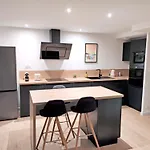 Villa Bel'Odet, Appartements Modernes Au Calme, Terrasses, Grand Jardin Et Parking Gratuit, Proche De Benodet