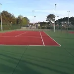 Villa Dans Residence De Vacances Avec Piscine, Tennis Et Aire De Jeux