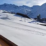 Les Menuires Residence Brelin Skis Aux Pieds
