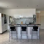 Spacieuse Villa Dans Les Pins