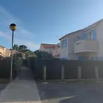 Maisonnette Avec Terrasse, Parking A 800M De La Plage - Fr-1-778-36