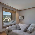 Courchevel 1850: Triplex Luxe, 5 Ch, Sauna, Parking - Fr-1-564-120