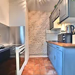Jungle Rochelaise - Hypercentre - Entierement Renovee- Tv 4K - Fibre - Quartier Porte Royale
