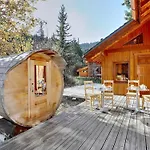 Chalet De Luxe 8 Chambres Avec Sauna Et Parking A Courchevel La Tania - Fr-1-575-232