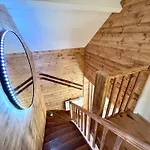 Le Chalet Villavi