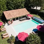Le Domaine De Petiosse