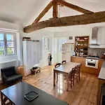 Appartement Parlementia, Phare De Koskenia