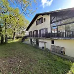 Maison De Famille Basque