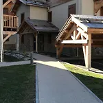 Appartement 3 Pieces, 6 Pers., Terrasse, Jardin, Parking, Proche Pistes Et Navette, Serre Chevalier - Fr-1-762-51