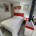 T2 Au Cap D'Agde Avec Piscine, Parking Proche Plages - Fr-1-749-77
