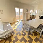 Appartement Proche Plage, Centre-Ville, Equipe Pour 5 Personnes - Fr-1-781-57