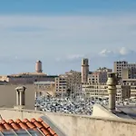 Le Grand Marseillais Terrasse Vu Notre Dame
