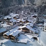 Chalet Choucas - Modern Luxury - Heart Of Chamonix