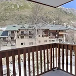 Grand Studio Mezzanine Avec Garage Couvert A Val D'Isere - Fr-1-411-868