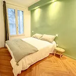 Appartement Climatise Vieux Port, Renove Et Cosy