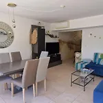 Spacieux Et Elegant T3 En Bord De Mer