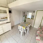 Pavillon 5 Pers Avec Piscine Et Parking A Valras-Plage - Fr-1-781-60