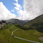 Studio Lumineux Avec Balcon, Au Pied Des Pistes, Les Menuires - 3 Personnes - Fr-1-452-17