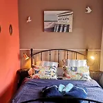 Ux Balcons Sur La Digue Chic T3 2-4P Baby, Hotel Regime Garage