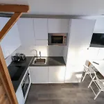 Wooden Paradise / 6 Persons