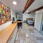 Charmant Studio